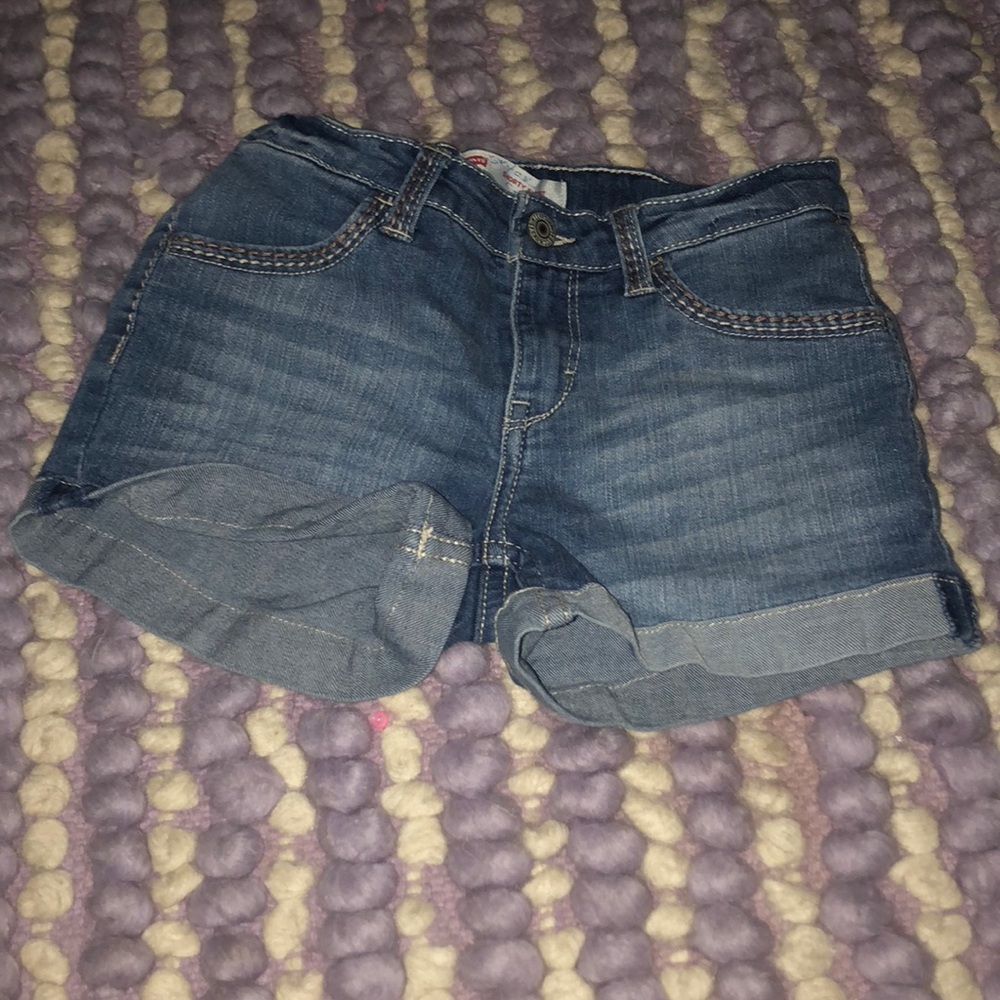 Levi brand jean shorts !!